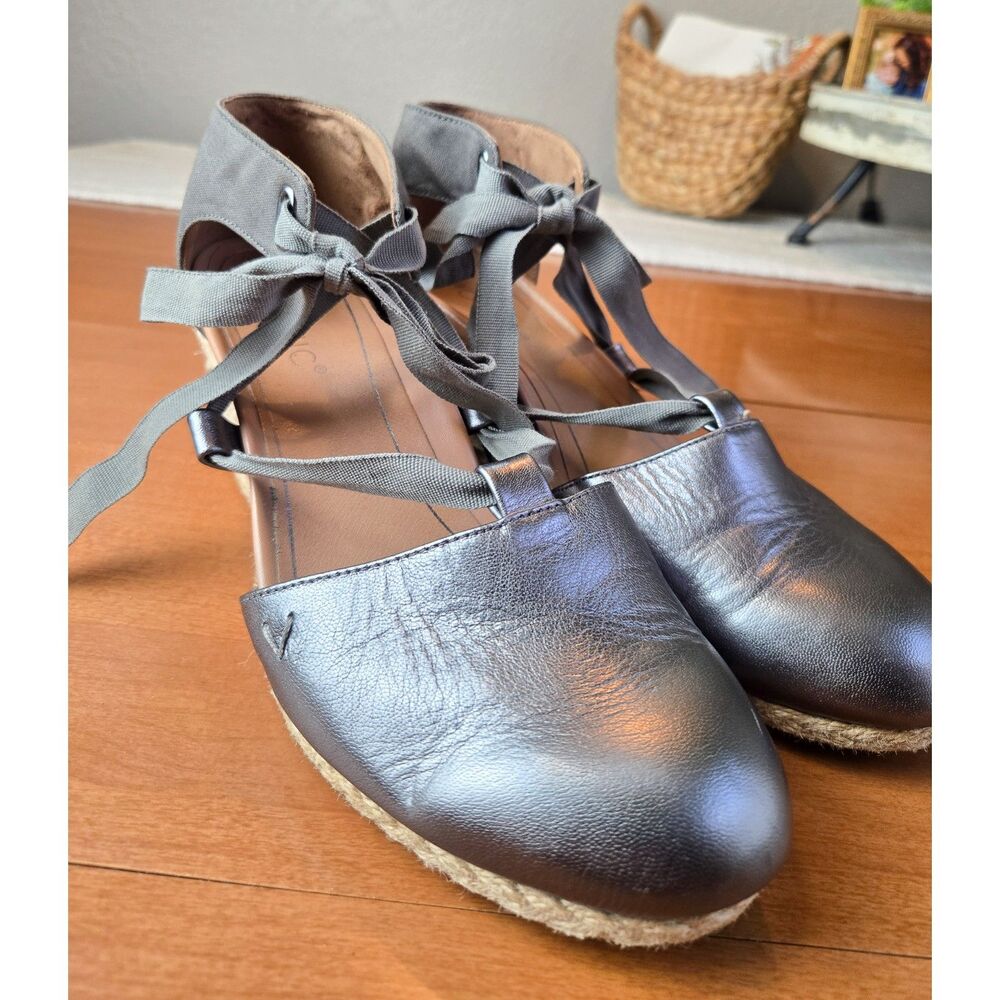 Vionic Kaitlyn Metallic Pewter Ankle Tie Espadrille Wedge Sandals Womens Size 11